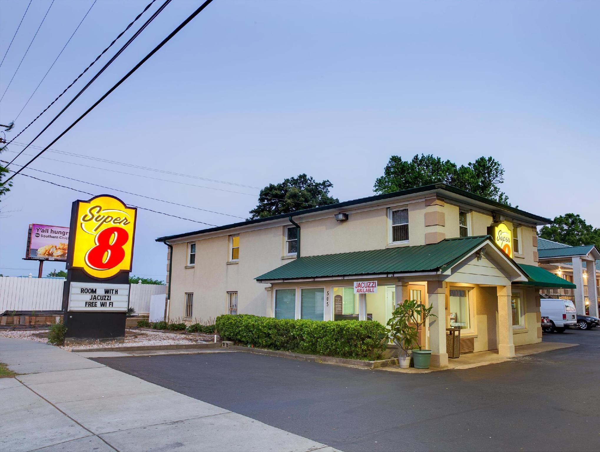 Motel Super 8 By Wyndham Charlotte Downtown Area Exterior foto